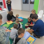 Powiększ zdjęcie „Pogotowie literackie” – zajęcia czytelnicze w Przemyskim Klubie Czytających Rodzin